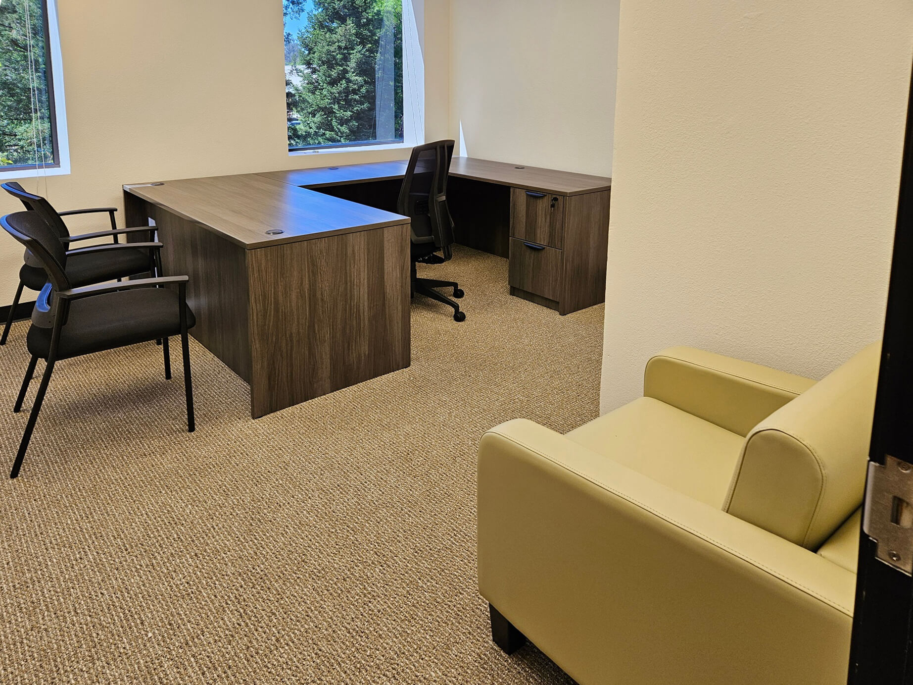 CA office furniture dawse1mzmp 052724 05