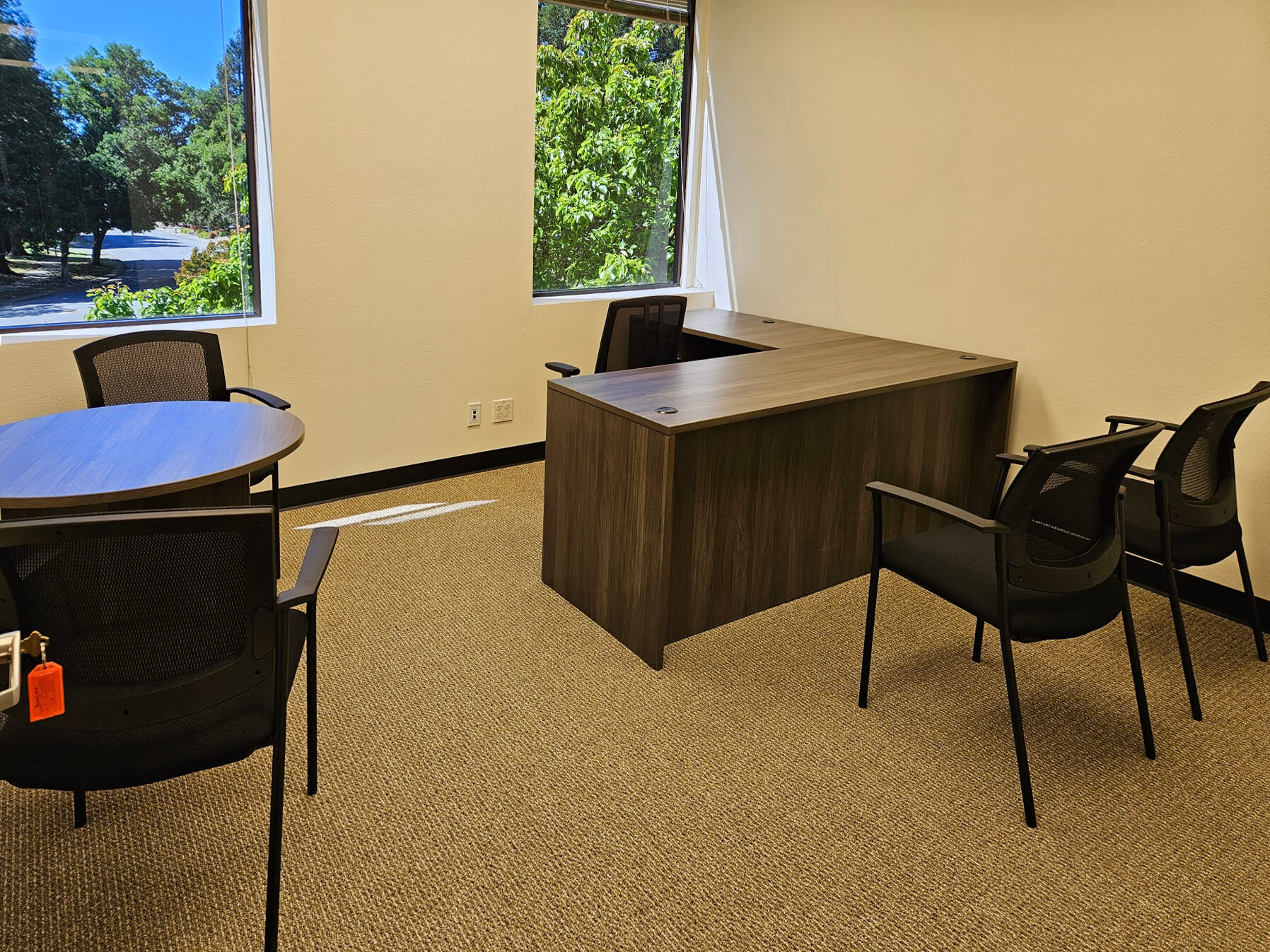 CA office furniture dawse1mzmp 052724 08
