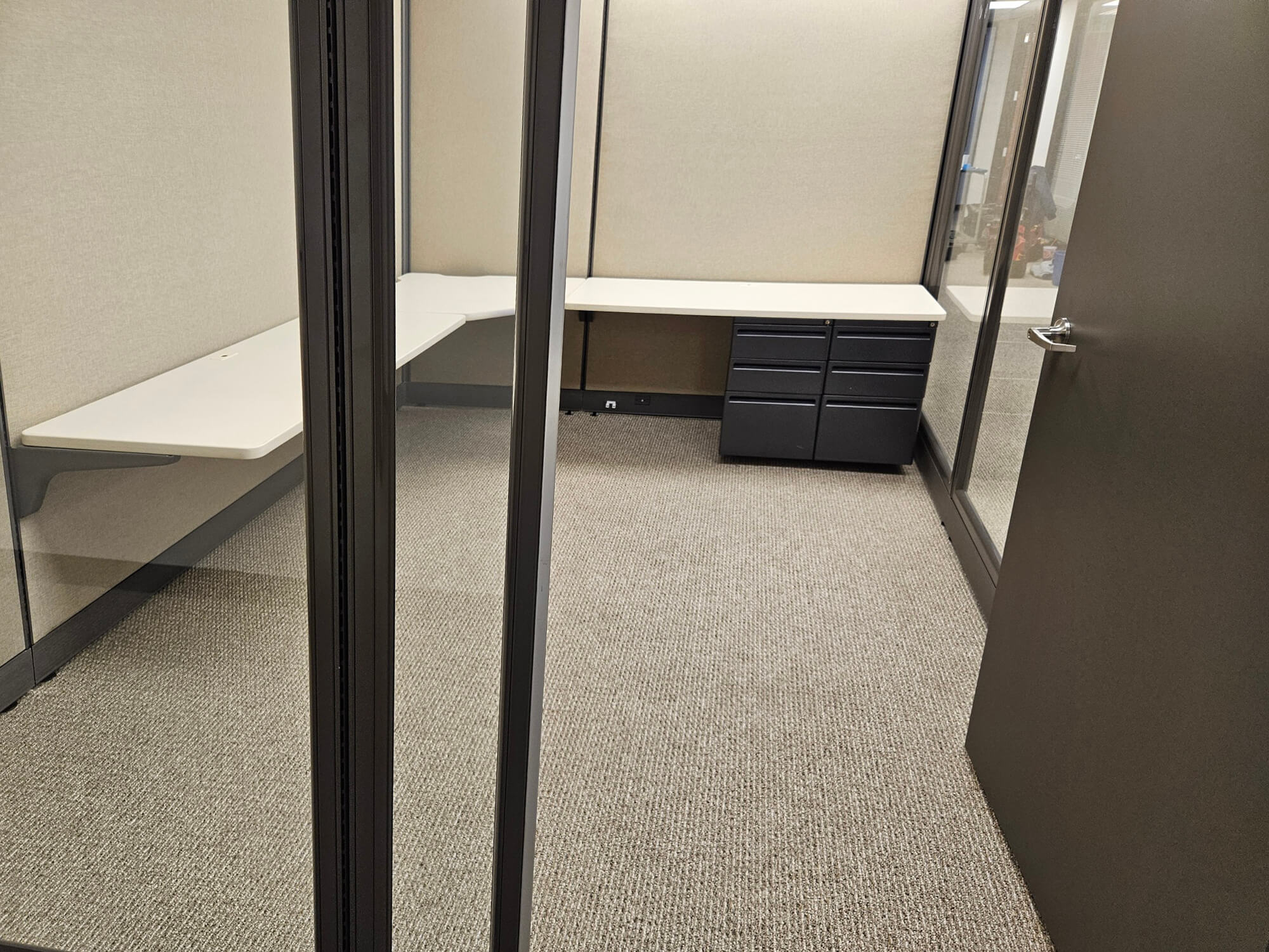 CA office furniture dawse1mzmp 052724 04