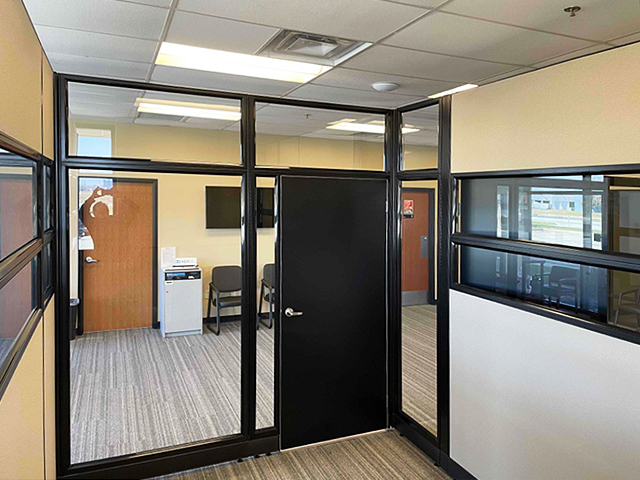 IN office furniture endel1bssb 110222 02