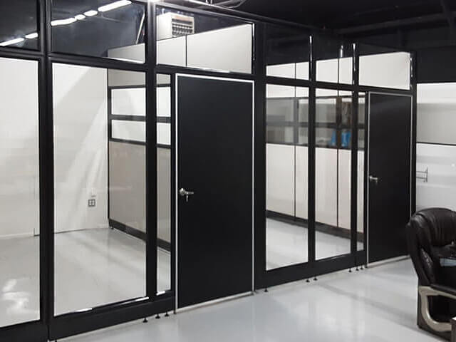 in-offices-furniture-finishworks-080921-01.jpg