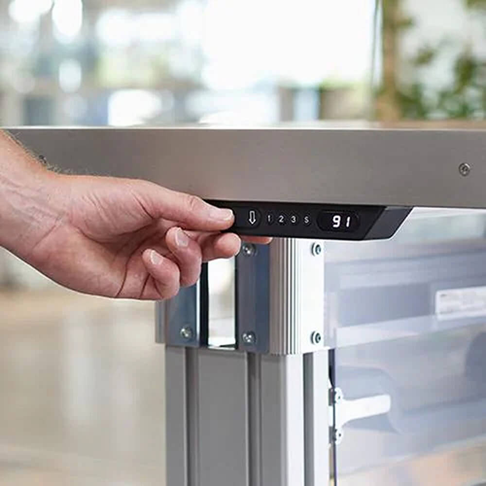 Control room consoles height adjustable commands 0