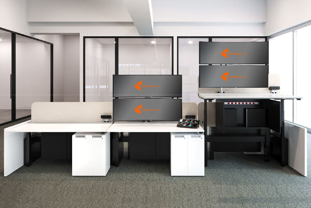 Max range traiding desk 03