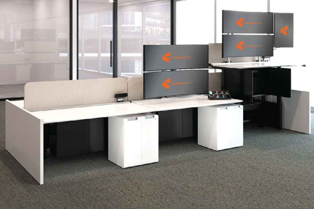 Max range traiding desk angle view 02