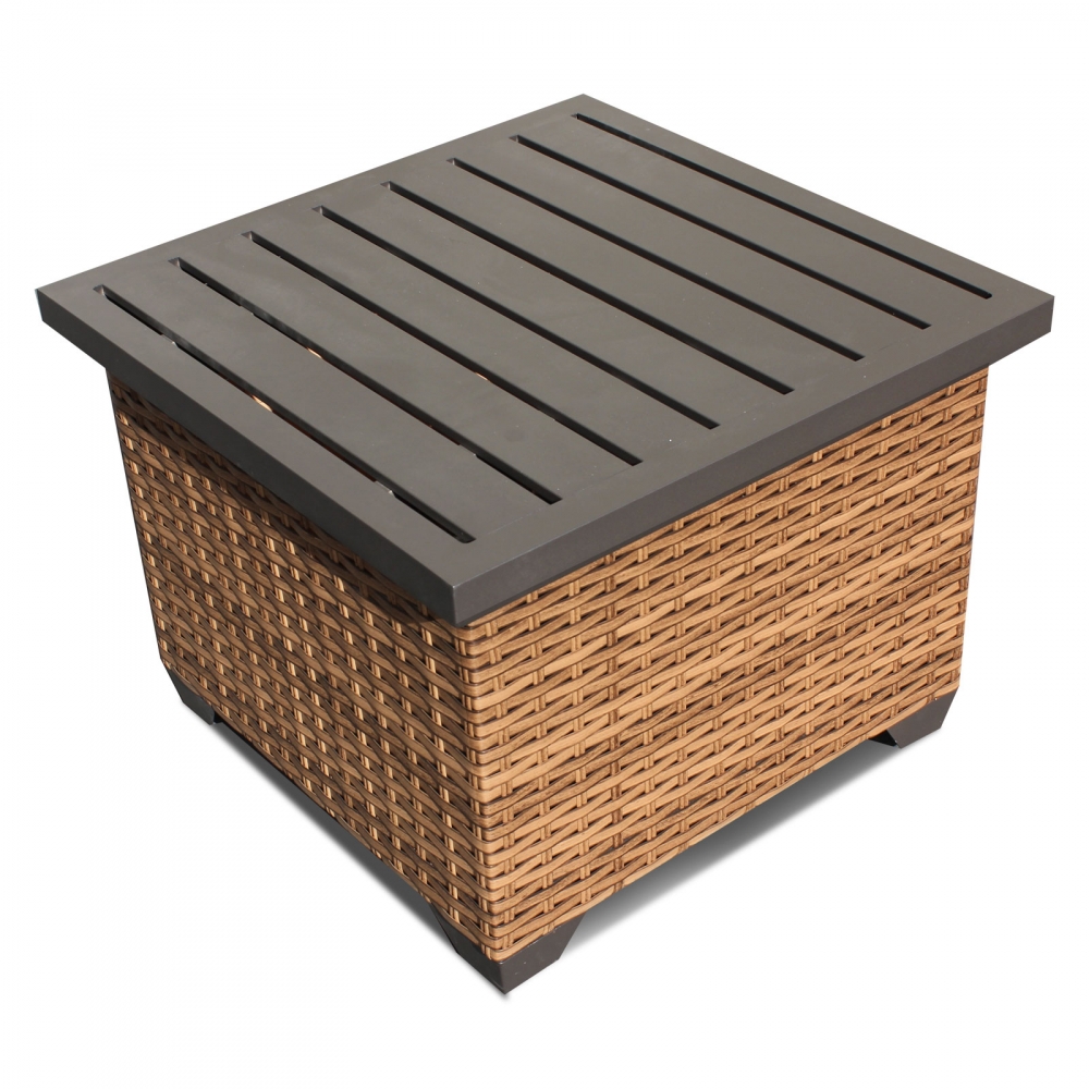 patio-table-and-chairs-wicker-side-table.jpg