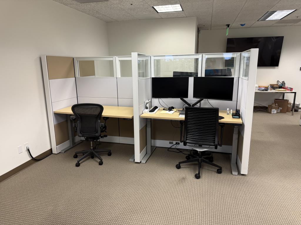Renewed herman miller ethospace 091025 CWU3 4