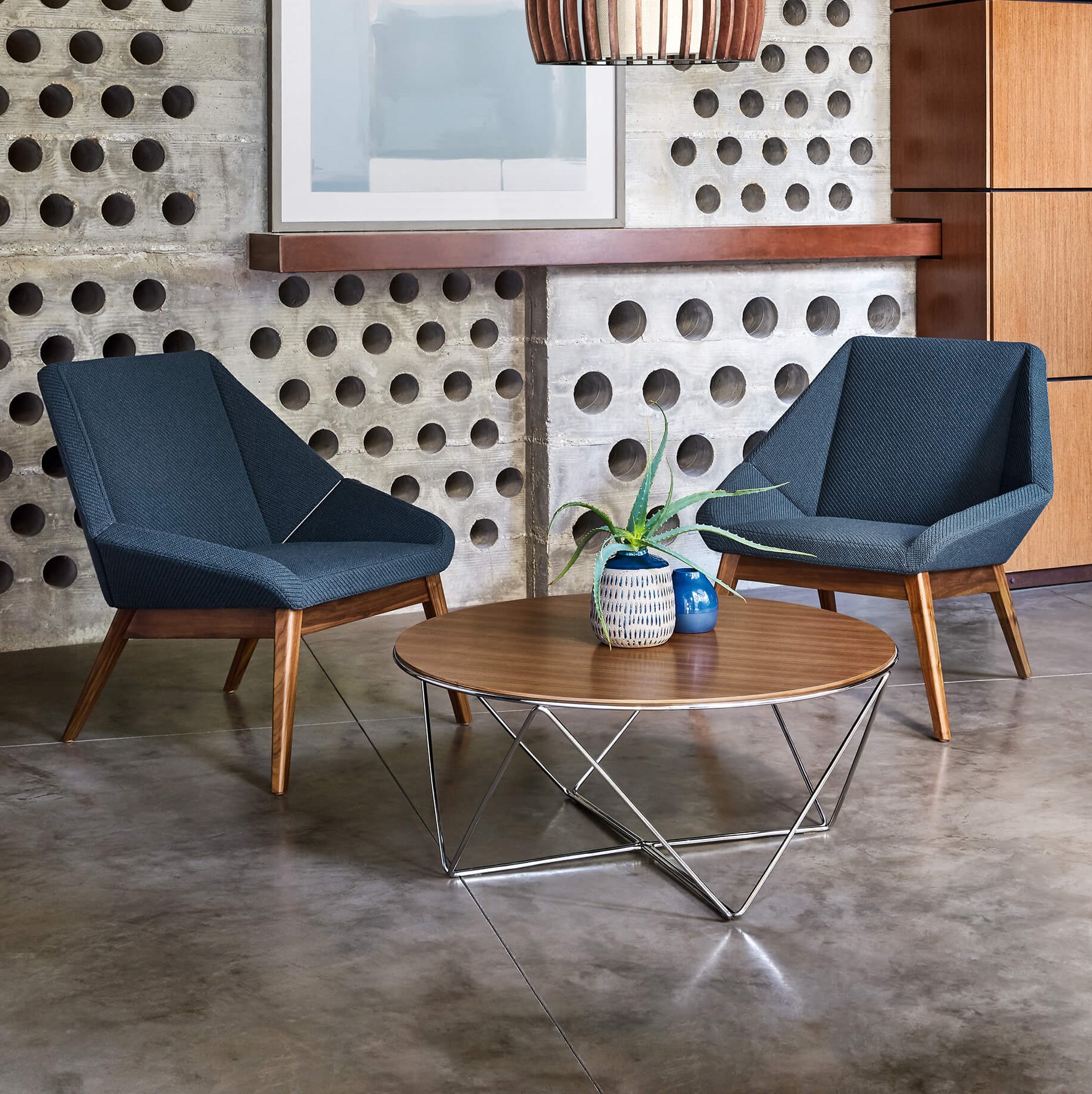 Geometric coffee table metal base space view 3 1