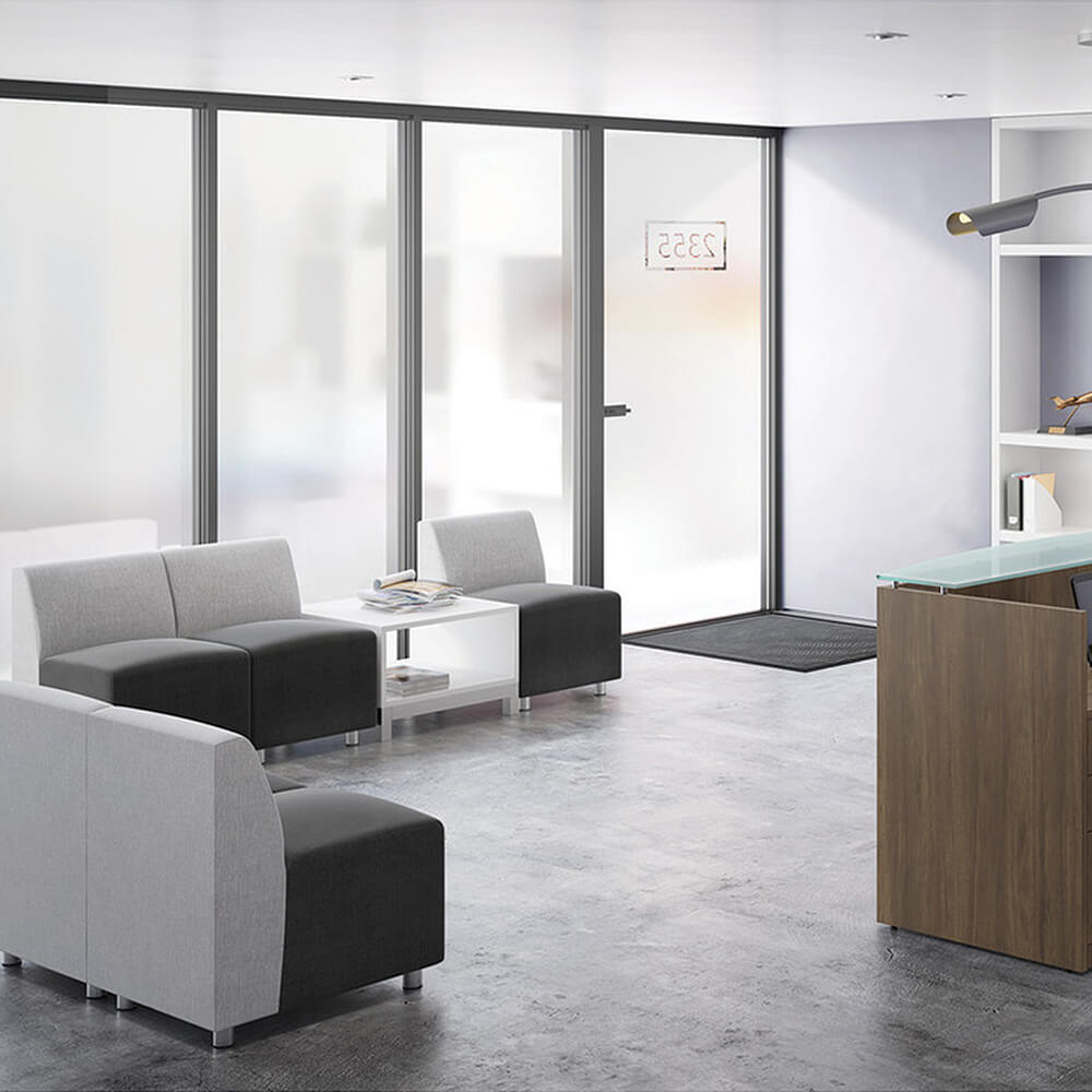 Square coffee table lifestyle 02