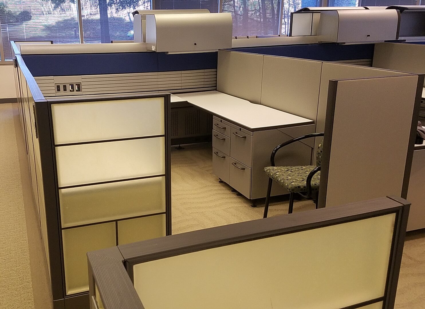 Used Office Cubicles Medium Panels Knoll Currents 108x114 Used Cubicles