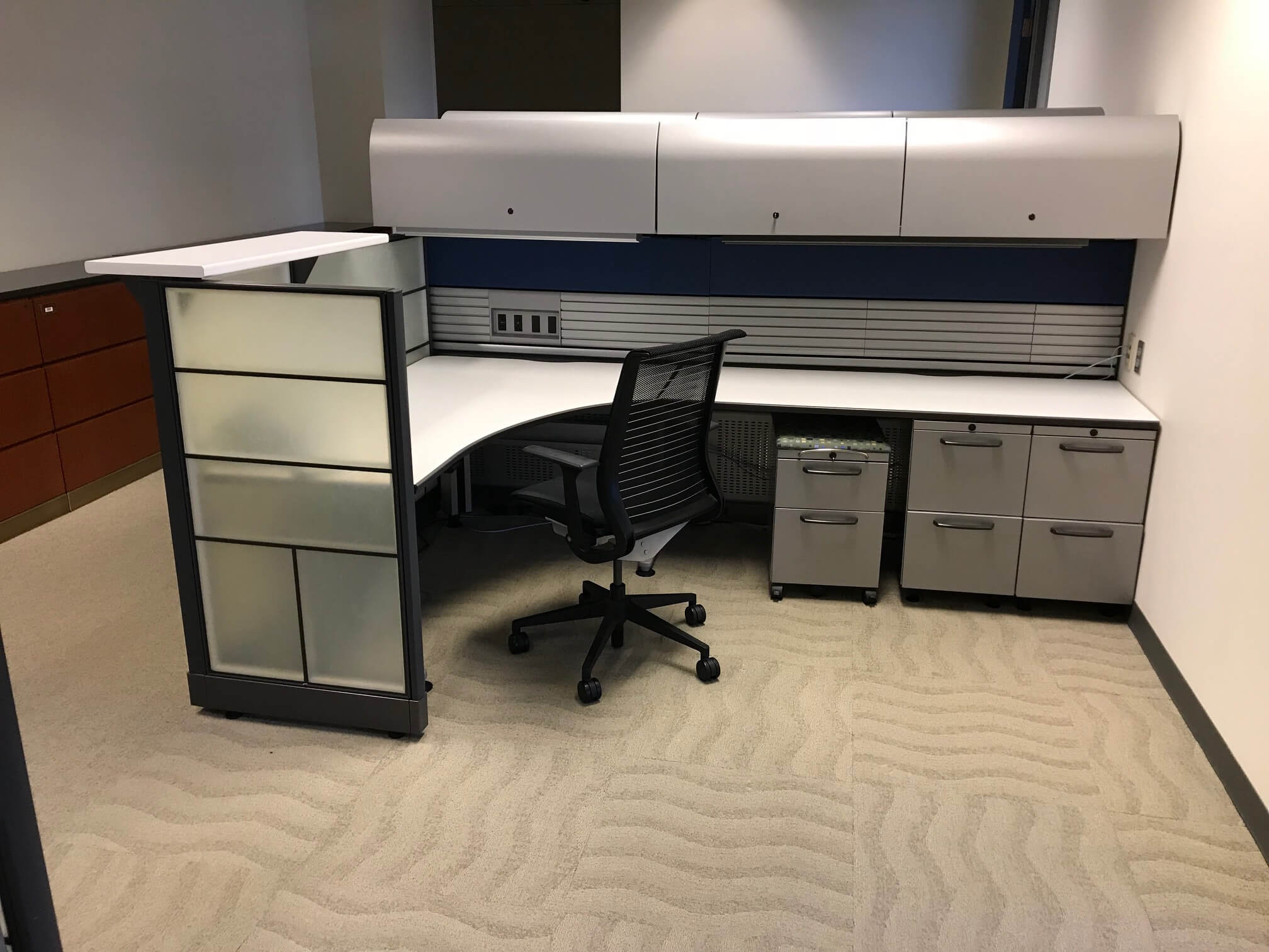 Used Office Cubicles Medium Panels Knoll Currents 108x114 Used Cubicles