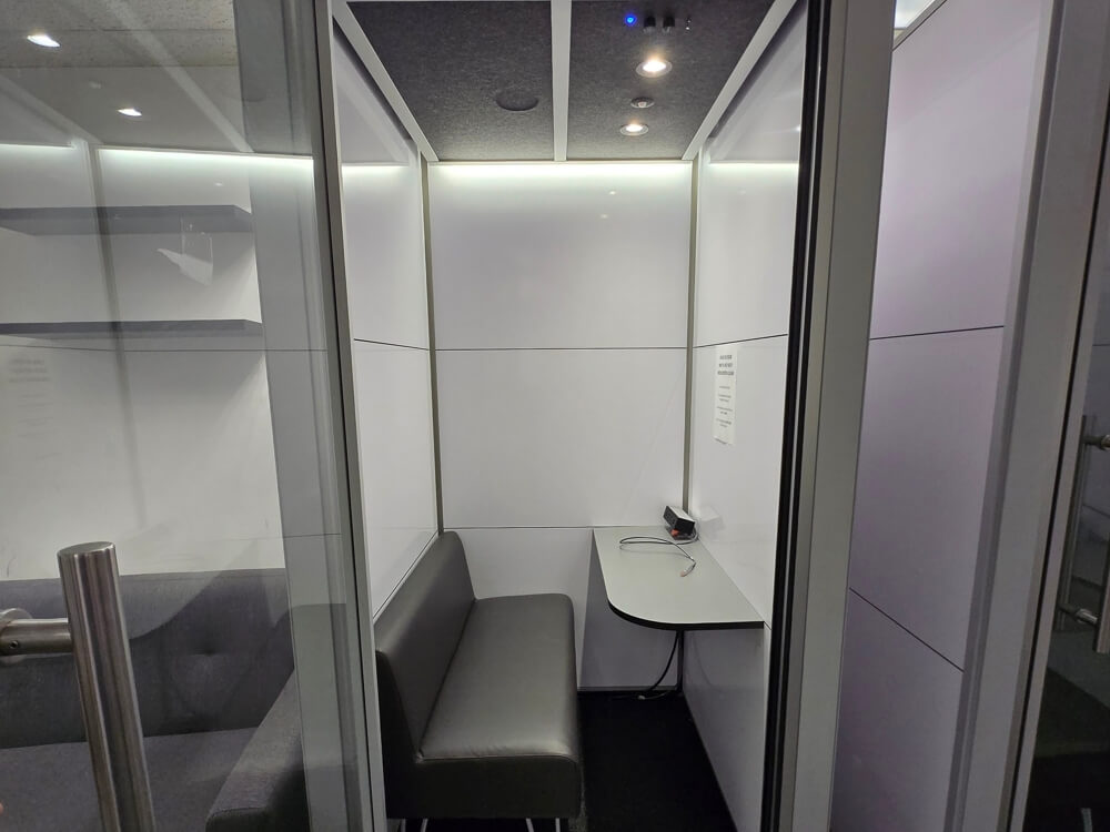 Used snapcab phone booth 090125 FK1 3
