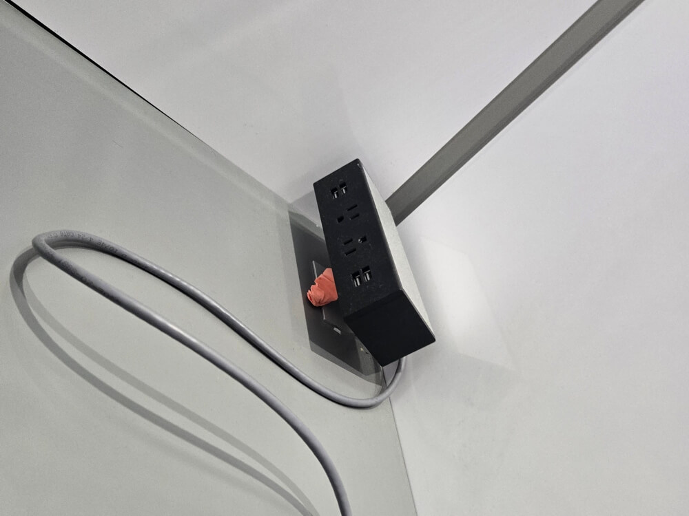 Used snapcab phone booth 090125 FK1 6