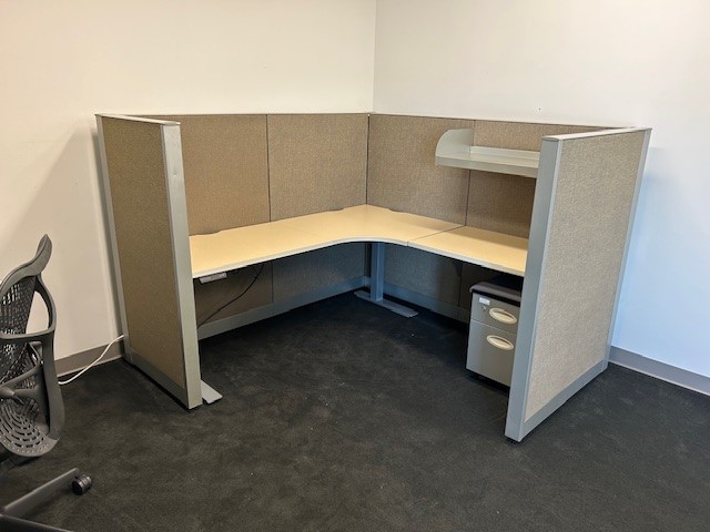 Used steelcase answer 012726 CFD1 2