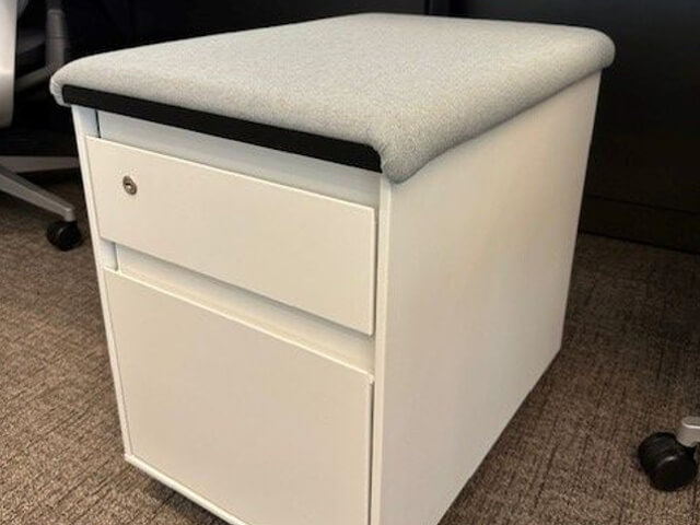 Used steelcase answer 032725 CNK1 4