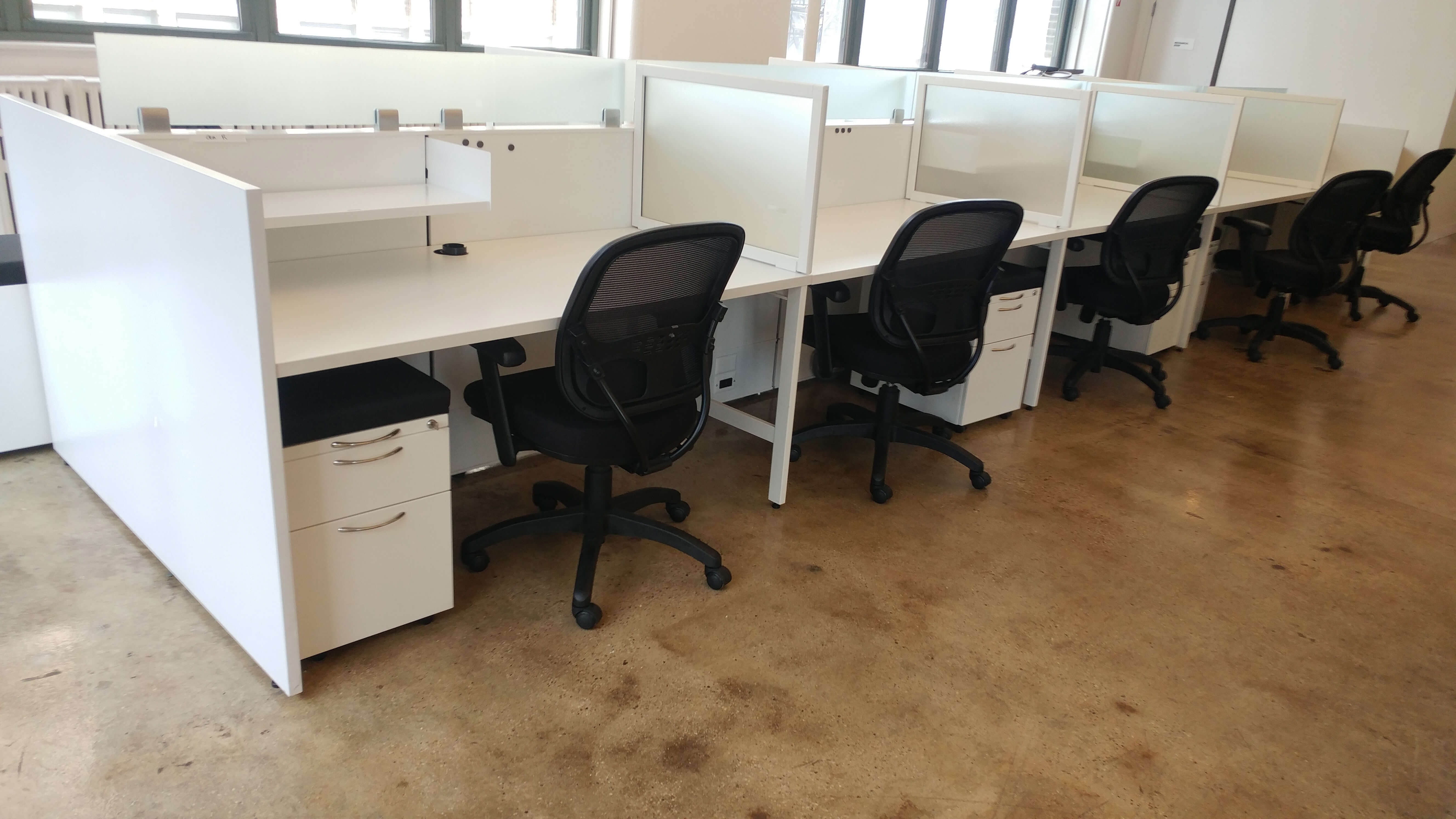Used AIS Matrix - Low Panels - Used Cubicles