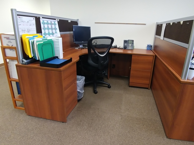 Used Global Adaptabilities - Medium Panels - Used Cubicles