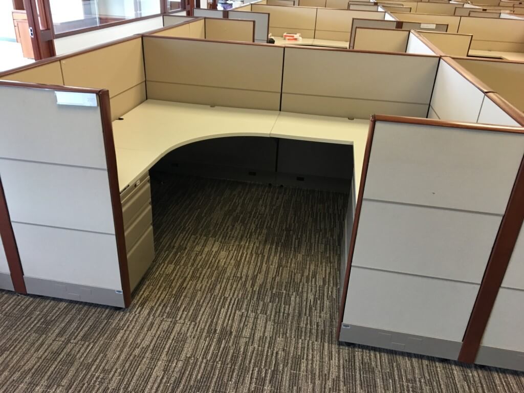 Used Knoll Dividends - Medium Panels - Used Cubicles