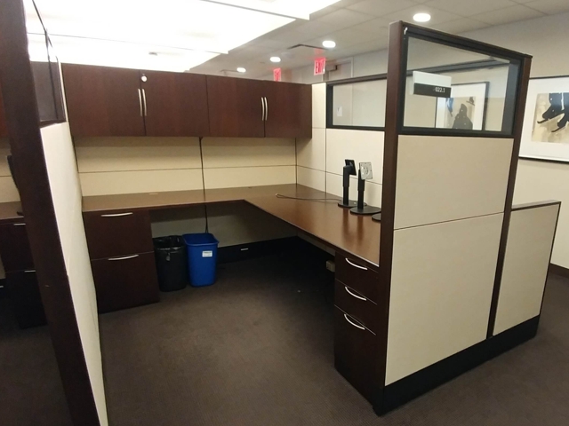 Used Knoll Reff - Tall Panels - Used Cubicles