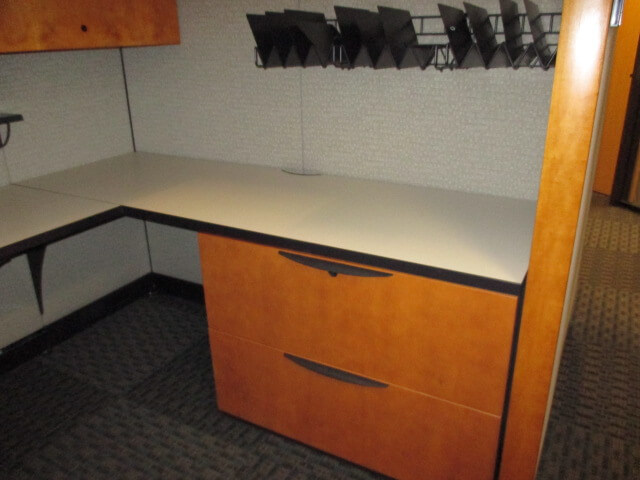 Used cubicles with tall panels from Haworth - close up for details