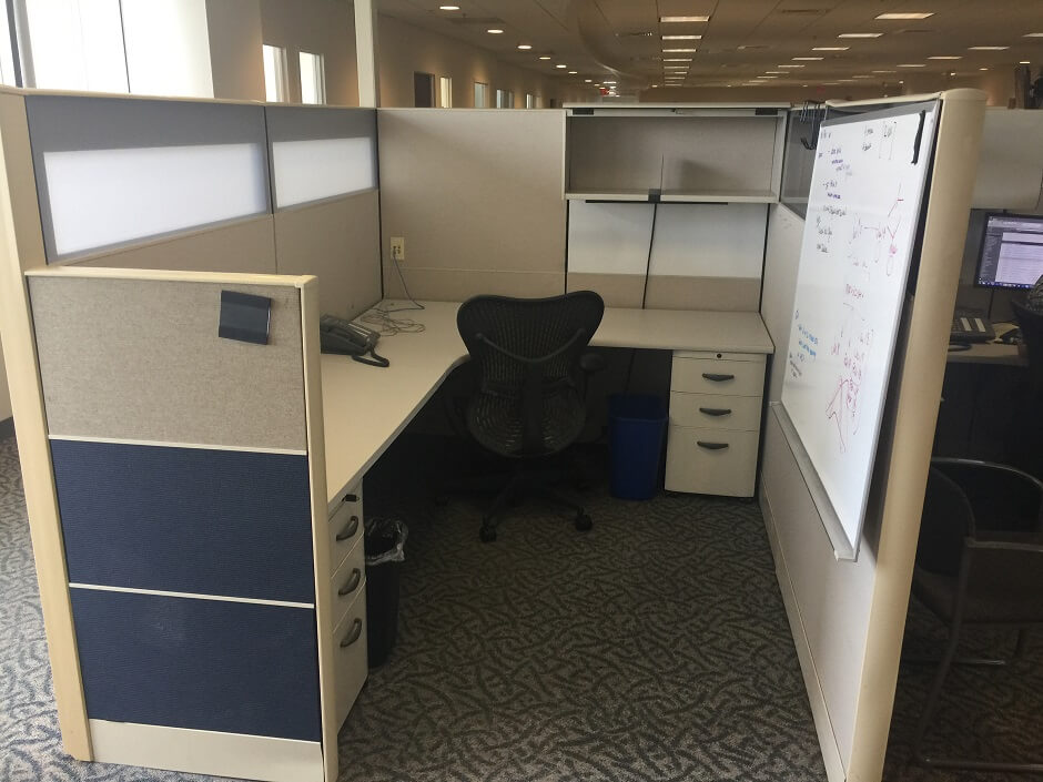 Knoll Dividends Preowned