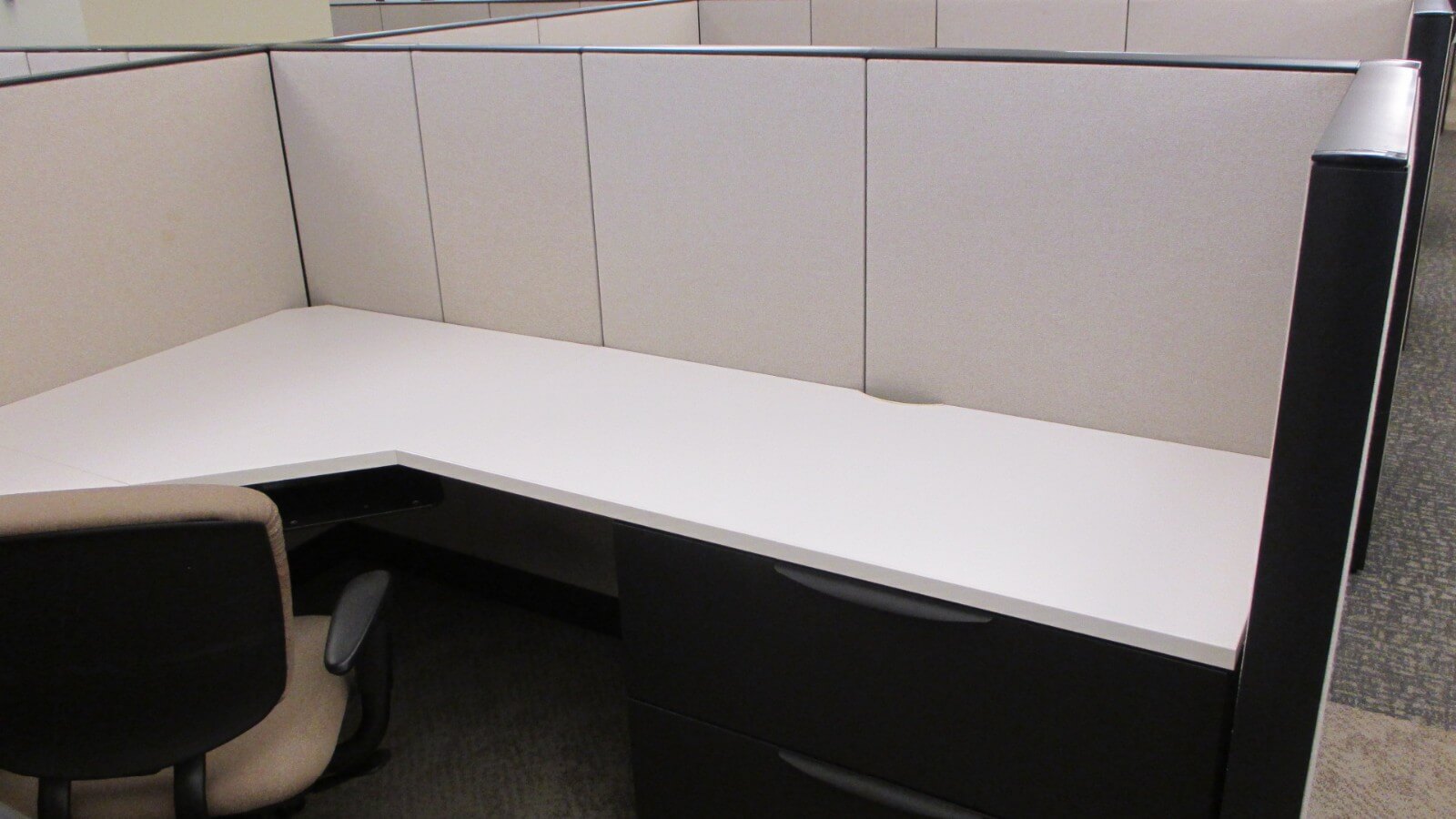 Haworth Premise - Large Work Surface