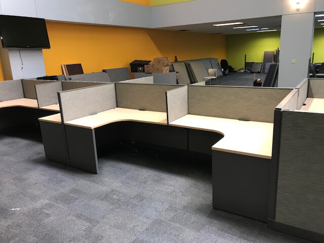 Haworth Unigroup Too - Very Good Condition Haworth Unigroup Too - Very Good Condition