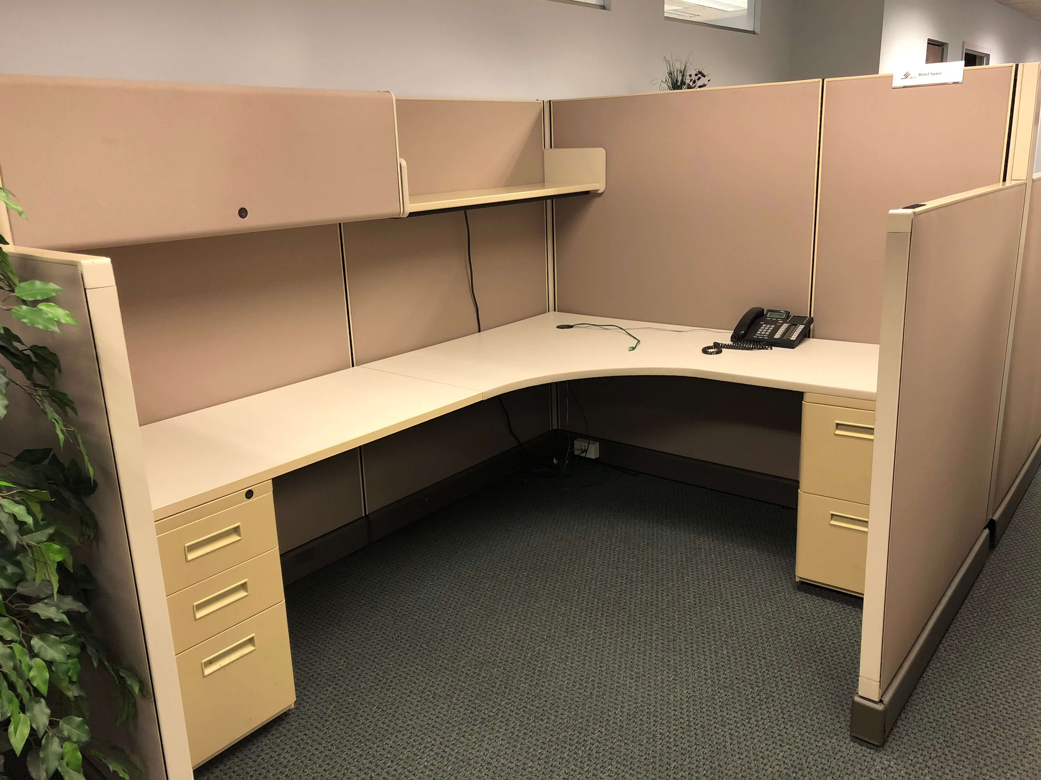 Herman Miller AO2 - Excellent Condition