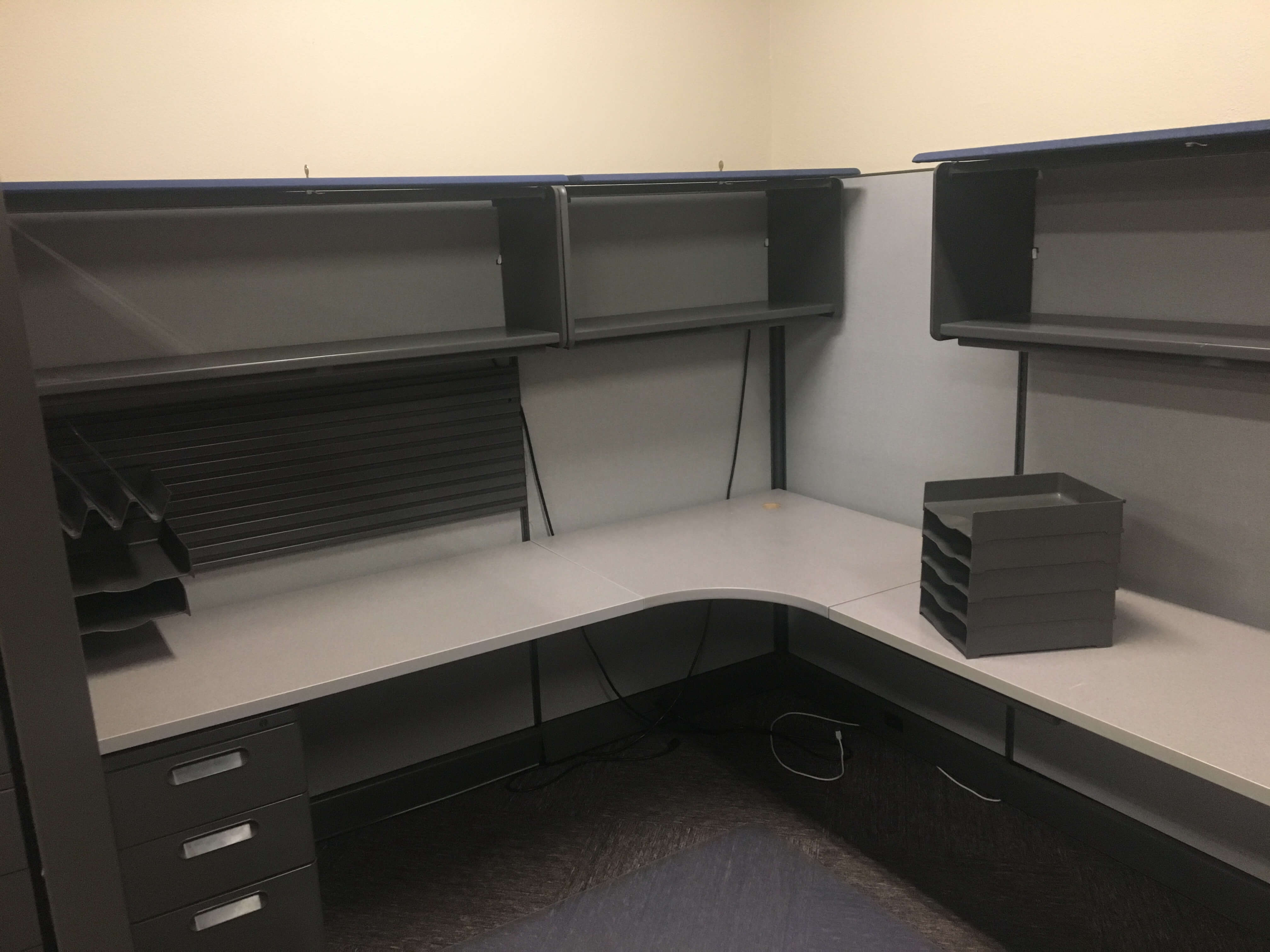 Herman Miller AO2 - Very Good Condition