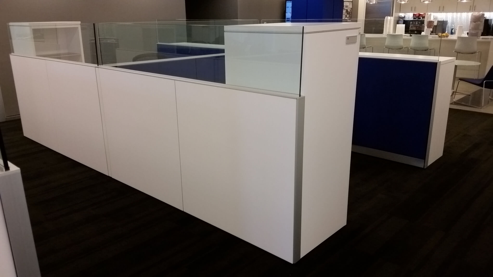 Knoll Autostrada - Glass screens