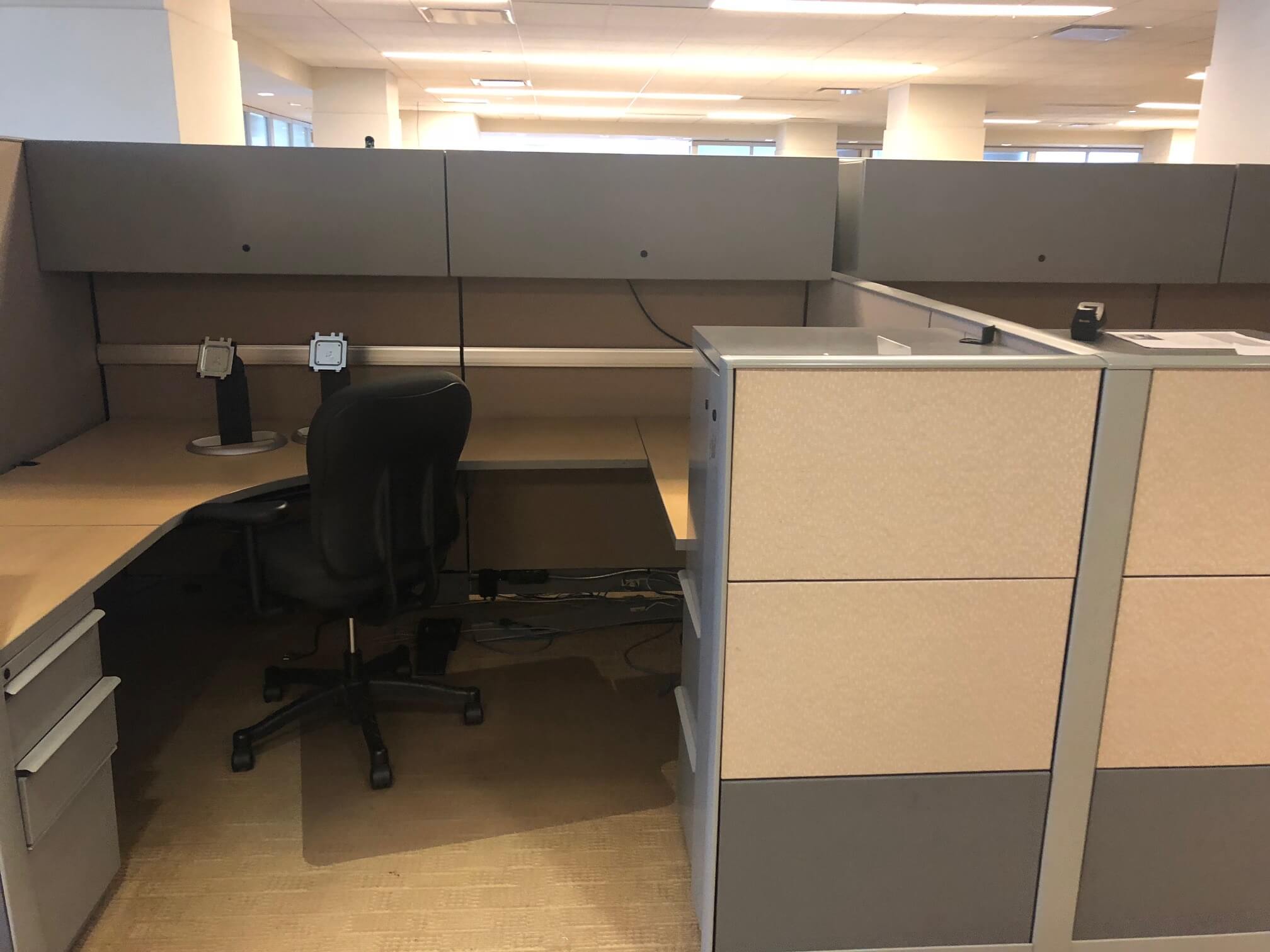 Knoll Dividends - Great Condition