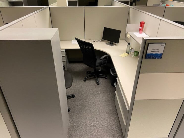 Knoll Dividends Preowned