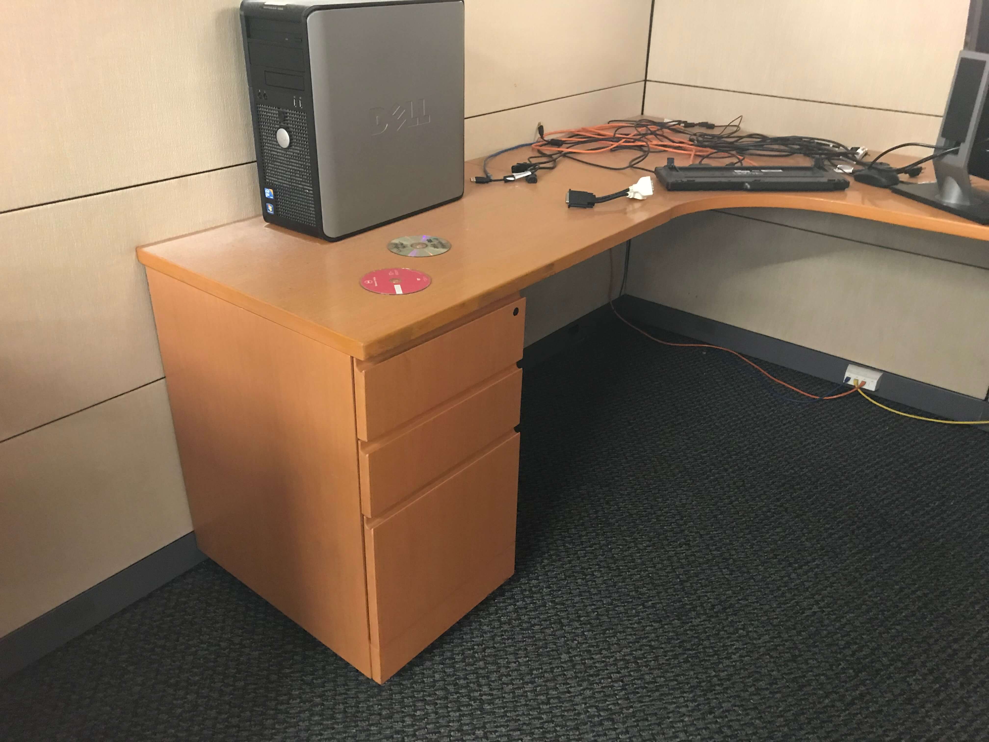 Knoll Reff - BBF Pedestal Knoll Reff - BBF Pedestal