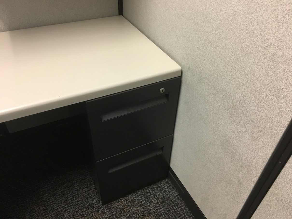 Steelcase Avenir - Storage space