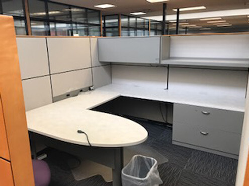Steelcase Montage - Large Desk