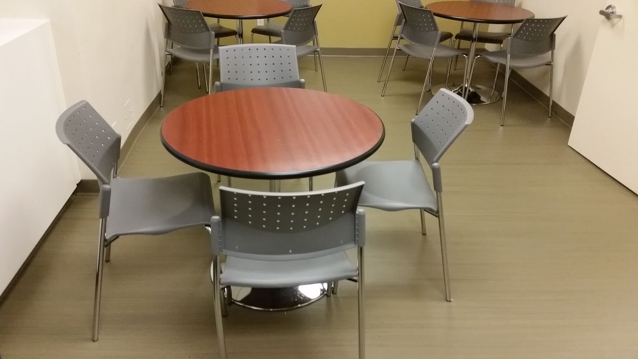 Used Cafe Tables