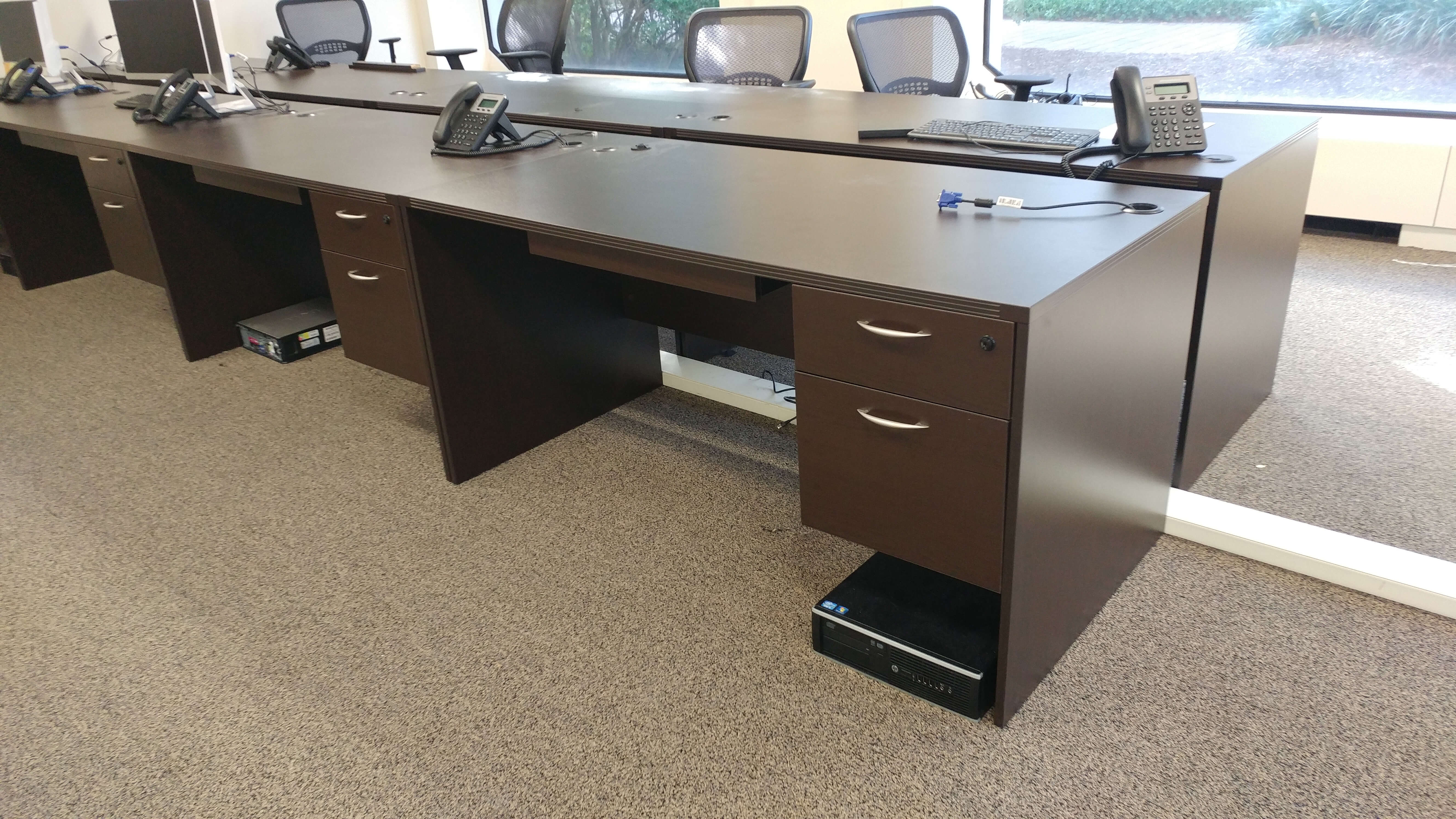 Used Cherryman Amber 5x2 5 Office Desks Furniture