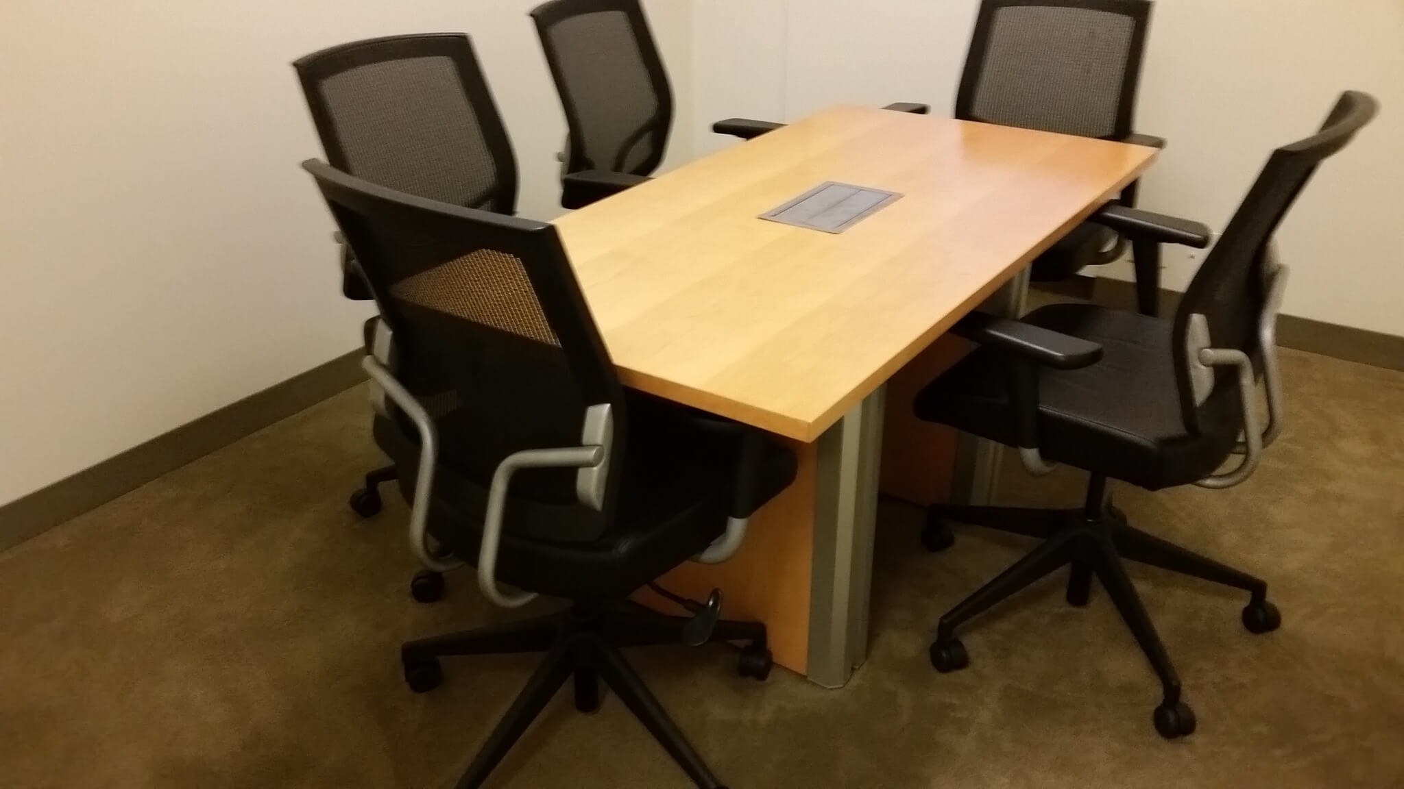 Teknion Desk Chairs - Comfortable Seating